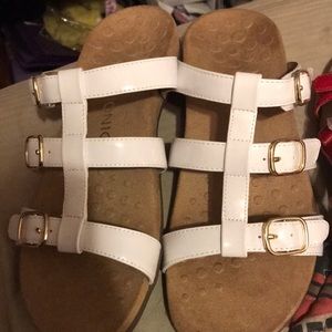 Two pairs of size 8 vionic sandals